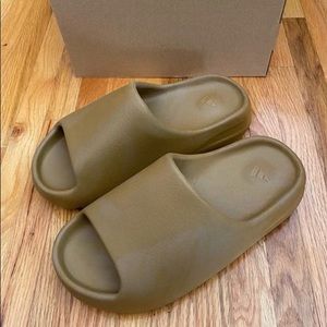Yeezy slide